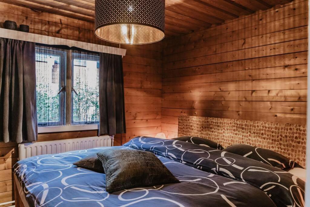 פוטן Cosy And Romantic Forest House Met Sauna Op De Veluwe מראה חיצוני תמונה