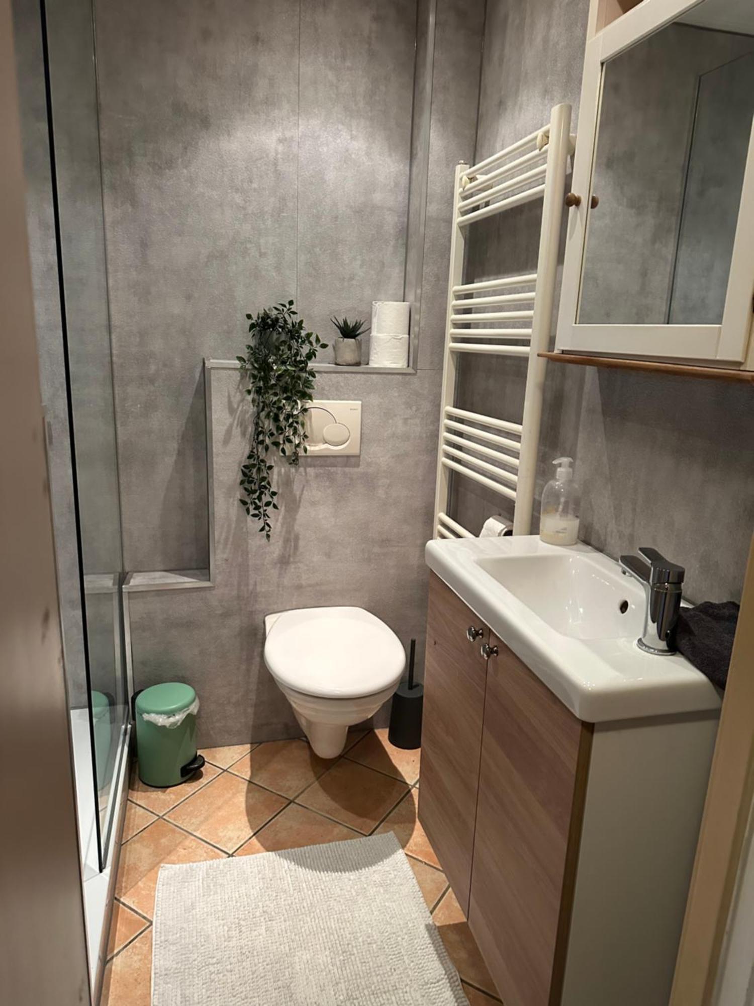 פוטן Cosy And Romantic Forest House Met Sauna Op De Veluwe מראה חיצוני תמונה
